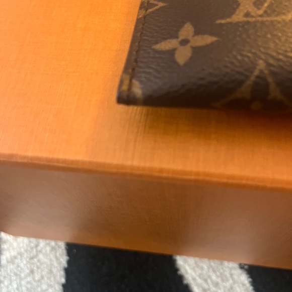 LV pouchette clutch - Picture 8 of 15